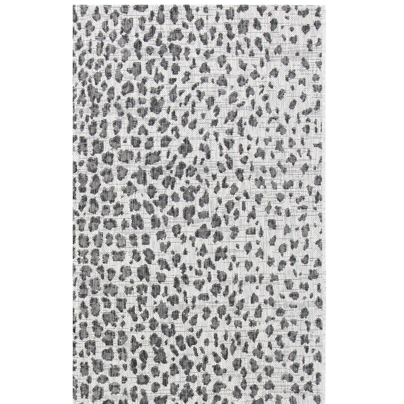 Basinger Animal Print Gray Indoor/Outdoor Area Rug, Rectangle 5'5" x 7'7"