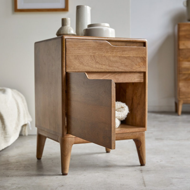 Gabrielle 17.72'' W Solid Wood Nightstand
