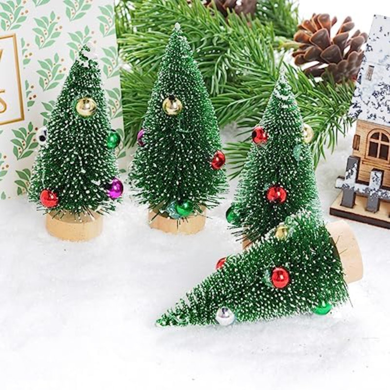 12 pièces mini arbres de Noël petits arbres en sisal mini arbres de pin avec base en bois mini-arbres de brosse artificiels mini arbres de Noël artificiels couleur assortie pour la décoration de Noël 