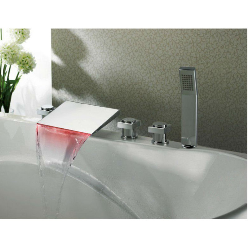 Single-handle kitchen faucet with pull-down sprayer for versatile use
