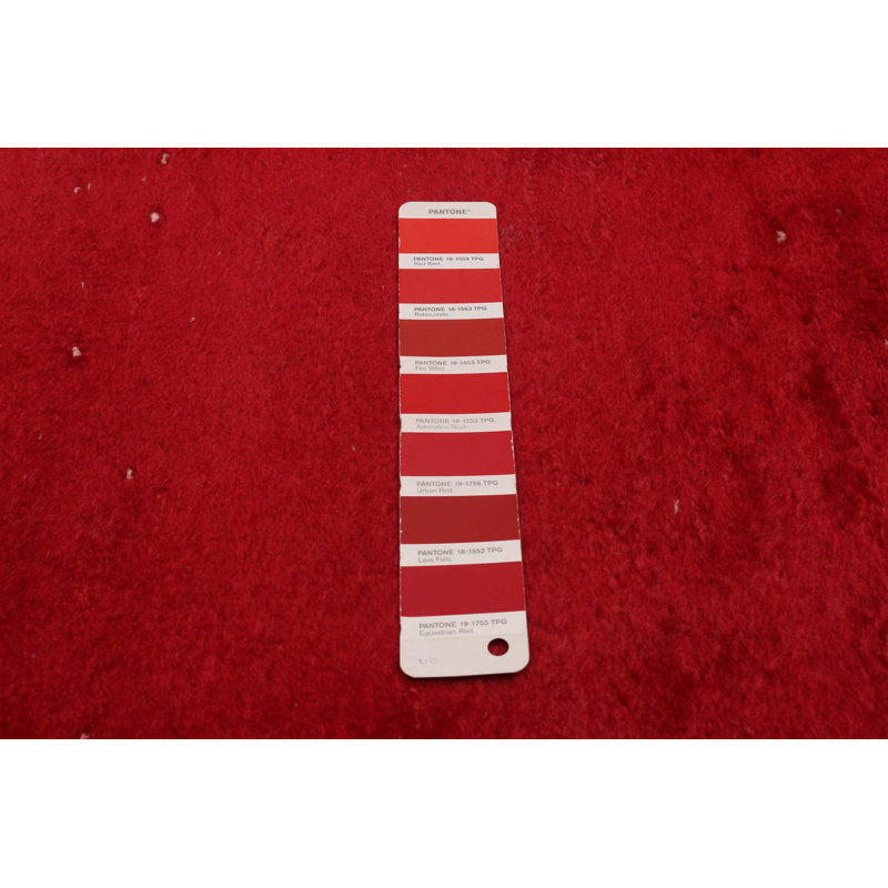 Tapis rouge à transition de couleur 5 pi 5 po x 8 pi 10 po