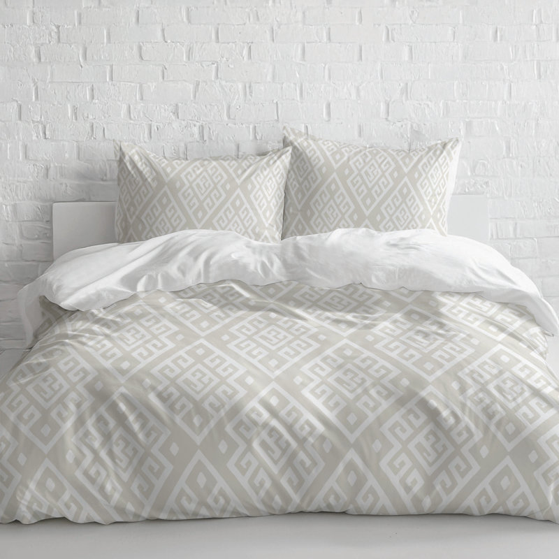 Athana 3- Piece Decorative Lightweight Comforter Set, Queen Comforter + 2 Standard Pillowcases, Ivory