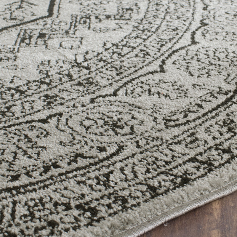 Amedee Performance Oriental Rug, Round 6'