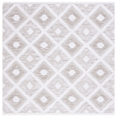 Hultgren 730 Area Rug In Ivory / Beige