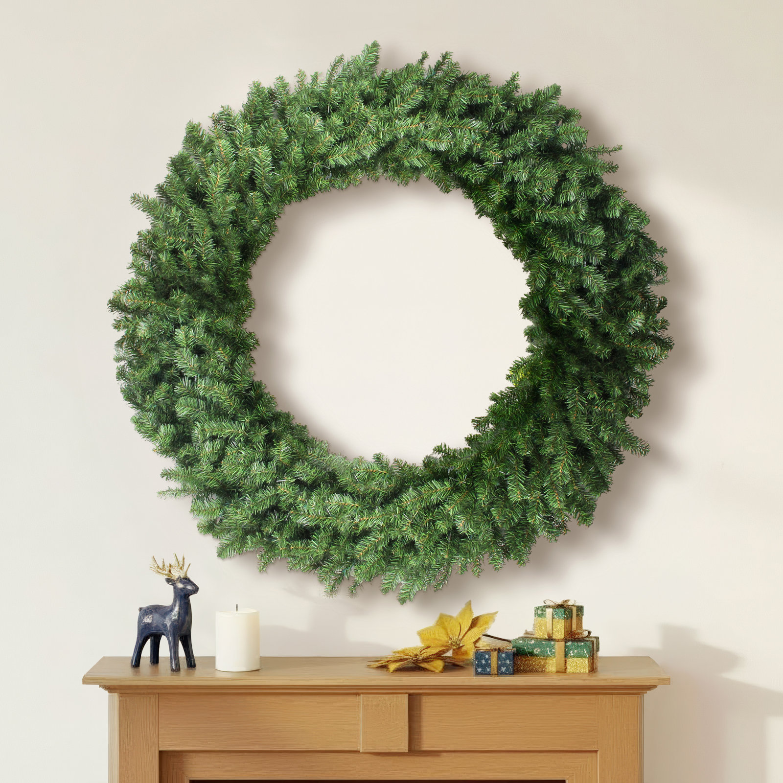 Canadian Pine Artificial Christmas Wreath 48-Inch Unlit