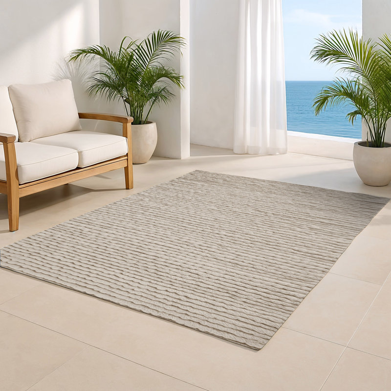 Tapis beige uni d'intérieur et d'extérieur, Rectangulaire 2 pi x 3 pi