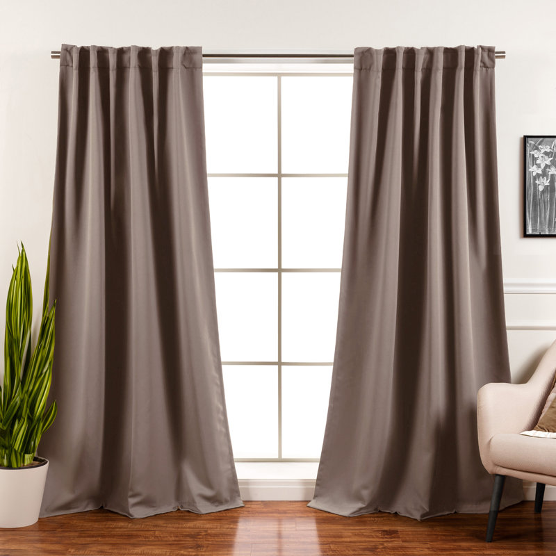 Panneaux de rideaux occultants et thermiques unis avec passe-tringle Bantam, Taupe, l 52" x L 84"
