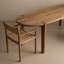 Table de salle à manger de style nordique en bois massif ovale-109079959