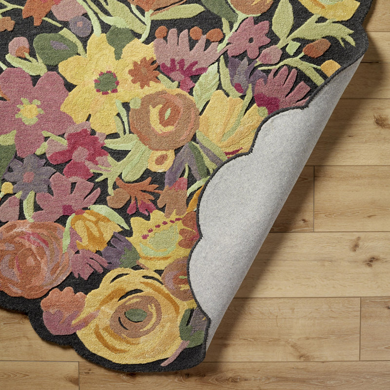 Jaquasia Floral Indoor Rug, Novelty 9' x 12'
