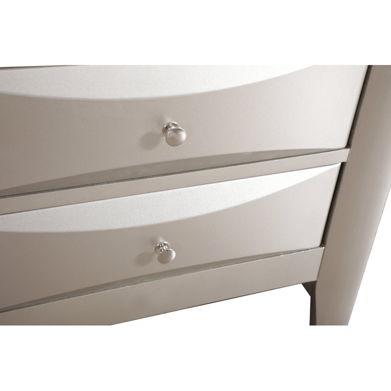 Marilla 47'' W 6 - Drawer Dresser, Silver