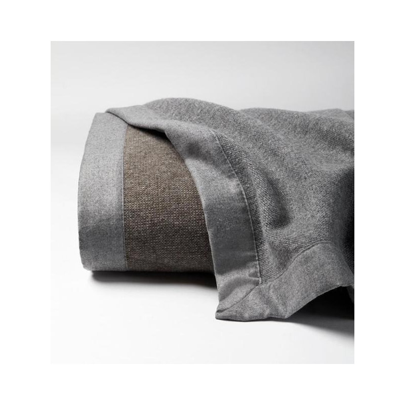 Nerino Hand Woven Blanket, King , Gray/Walnut