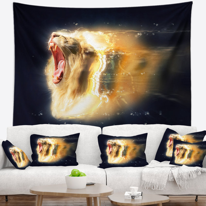 Lion blanc avec tapisserie jaws ouvert, H 78 po x l 92 po