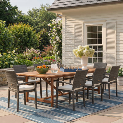 Chaise de patio avec coussin Alyisa