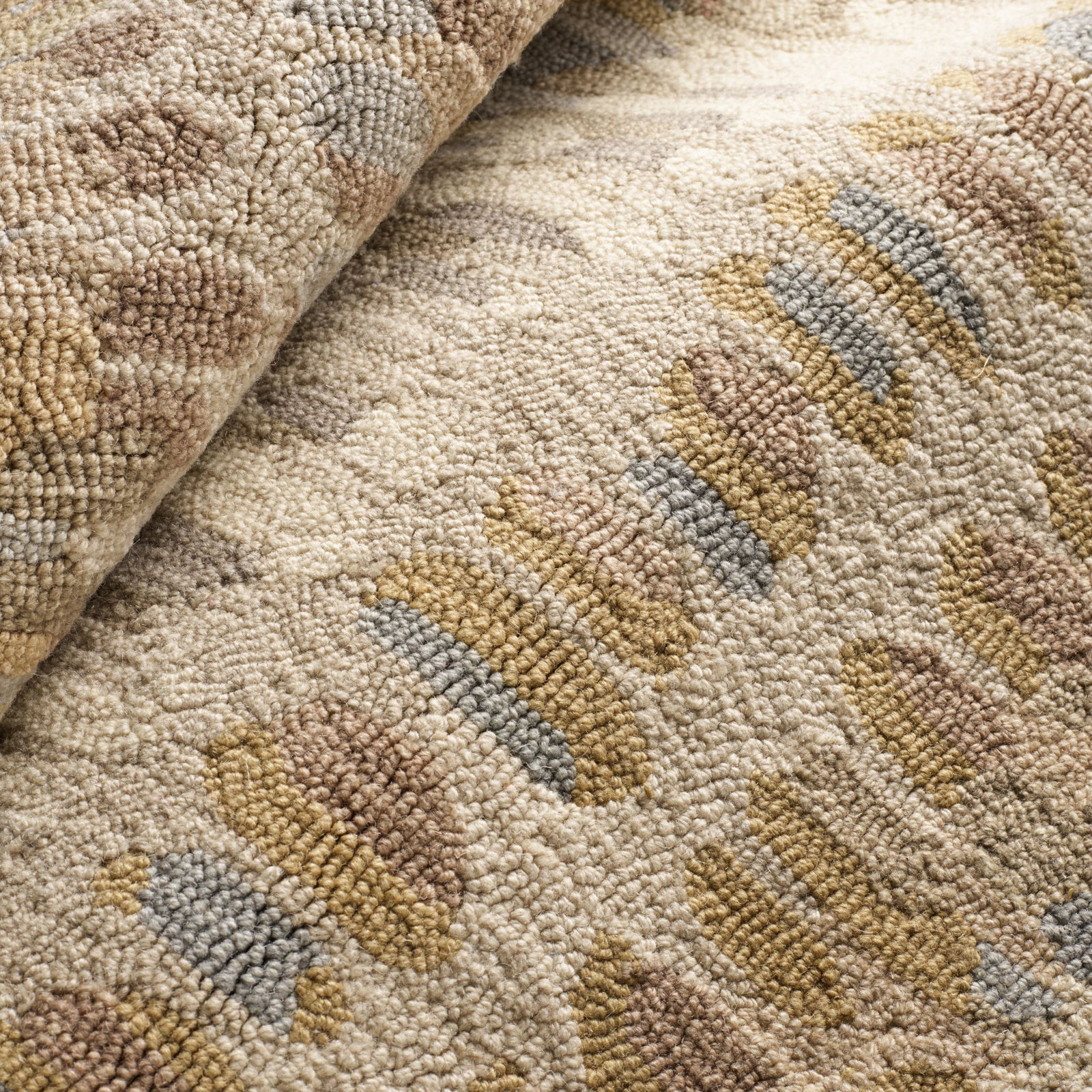 Paint Chip Natural Hand-Hooked Abstract Wool Rug, Runner 2'6" x 8'