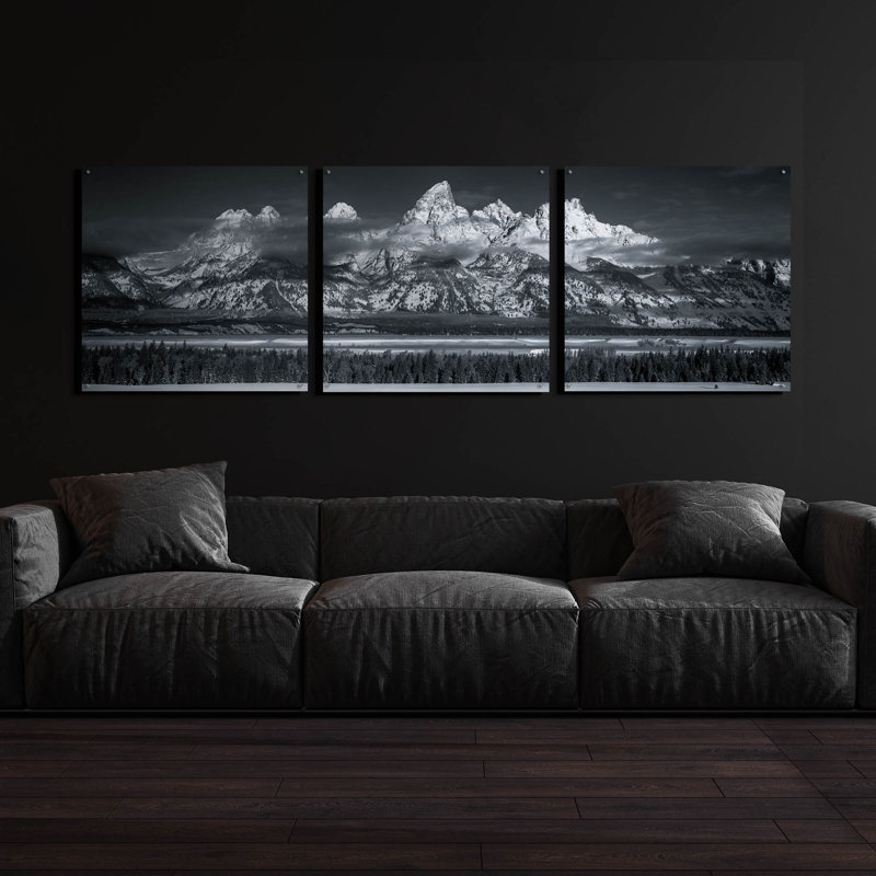 «Teton Pano Above Clouds - Grand Teton National Park» par Darren White, art mural en verre acrylique, ensemble de 3 pièces
