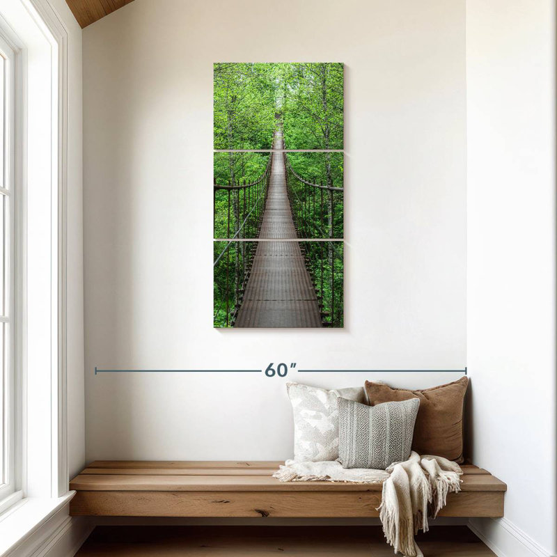 Pont dans la forêt, H 44 po x l 21 po