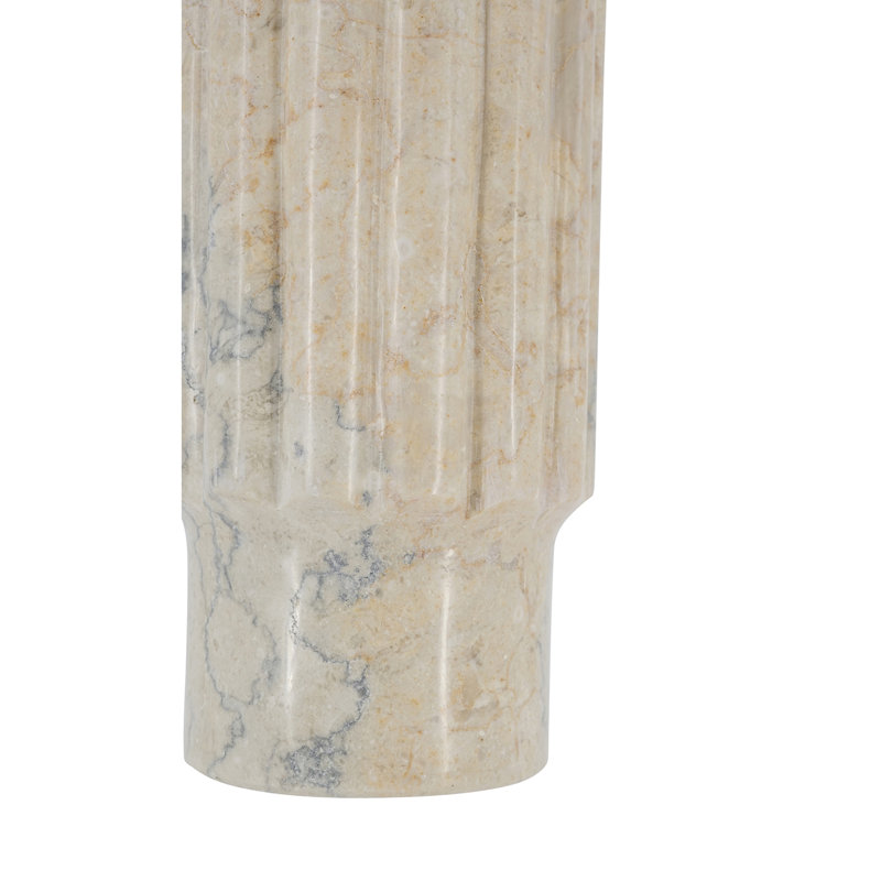 Vase au design contemporain