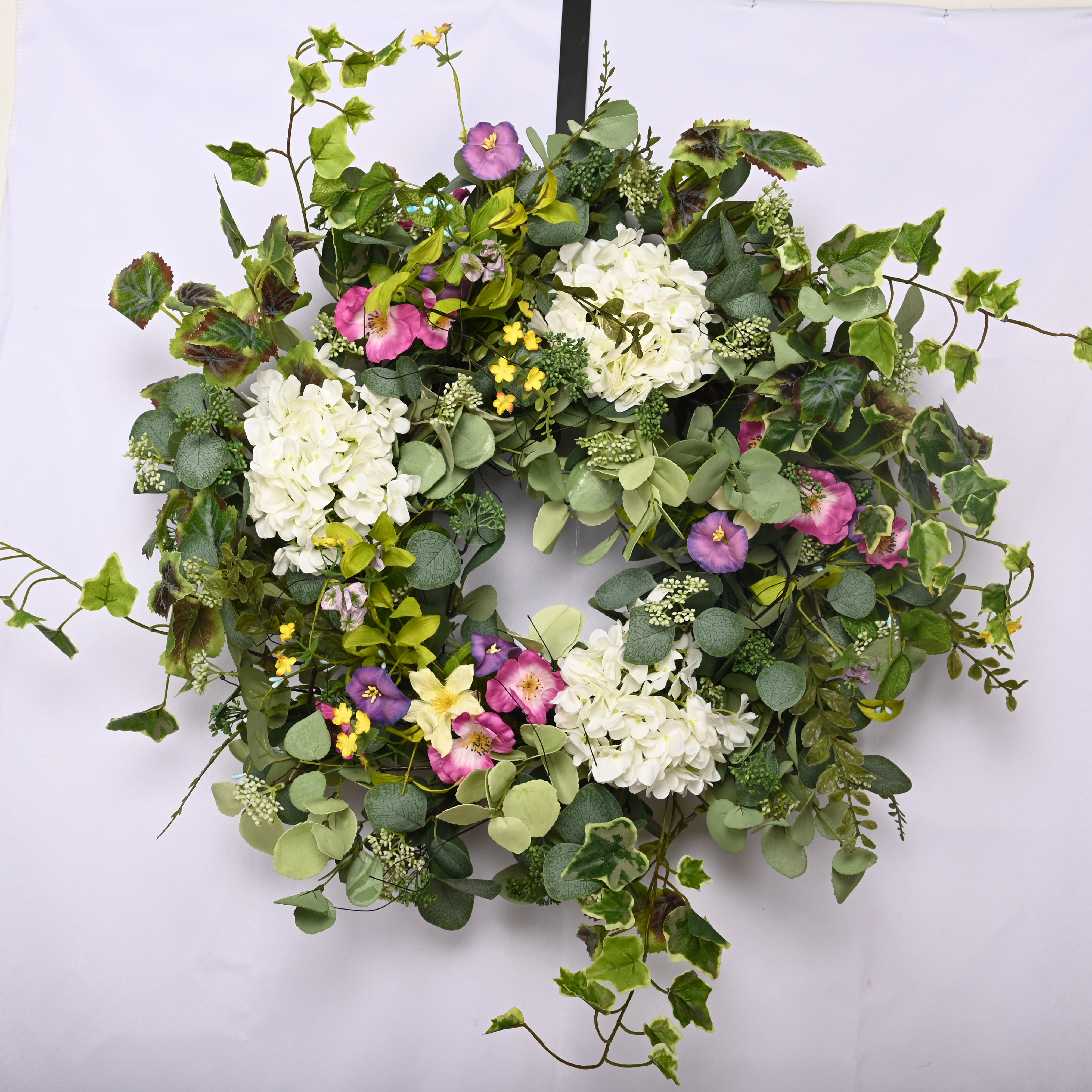 26 Silk Wreath Primrue