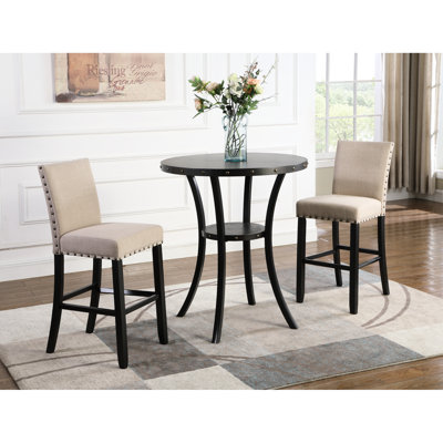 3 tables de salle à manger, table ronde avec 2 chaises en tissu brun clair, plateau en bois de 36 po et 3 pieds en métal