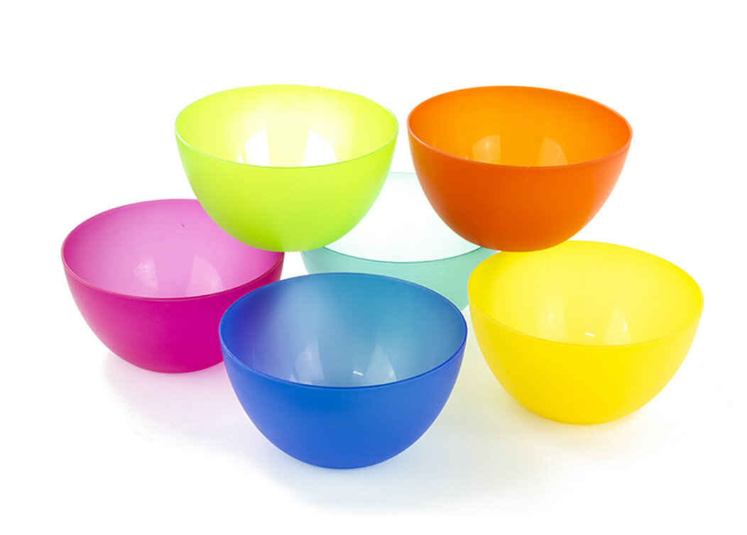 Clune 26 oz Plastic Bowls Set of 8 Colors, Reusable and Sturdy Unbreakable Bowl for Soup, Ramen, Popcorn, Salad, Drop Resistant Dinnerware, BPA Free