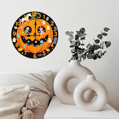 Horloge d'Halloween citrouille avec fantômes mignons