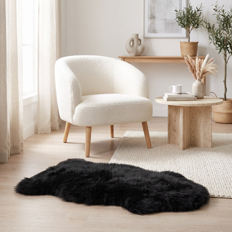 Tapis noir en peau de mouton Bershire, 2' x 3'