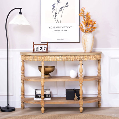 Console en bois fabriquée à la main avec garniture tissée à la main, tablettes de rangement à 3 niveaux, table d'entrée ovale avec pieds sculptés, table d'appoint rustique Coastal Farmhouse, table de canapé d'entrée de 49 po