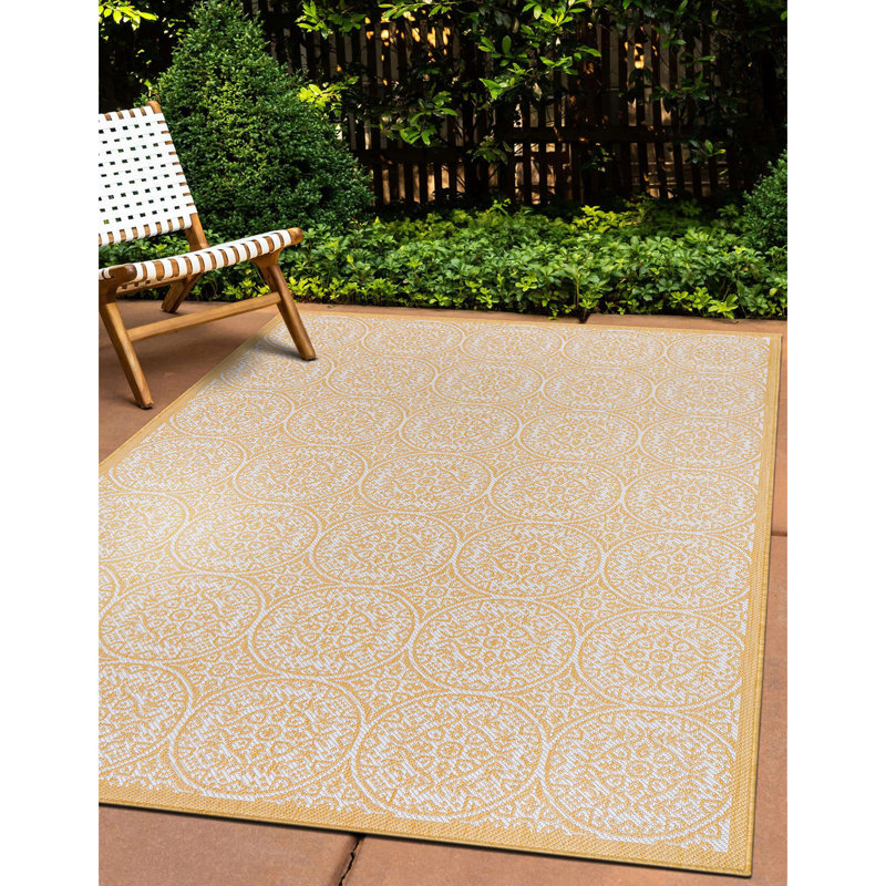 Marceia Geometric Yellow / Cream Indoor / Outdoor Area Rug, Rectangle 5' x 7'