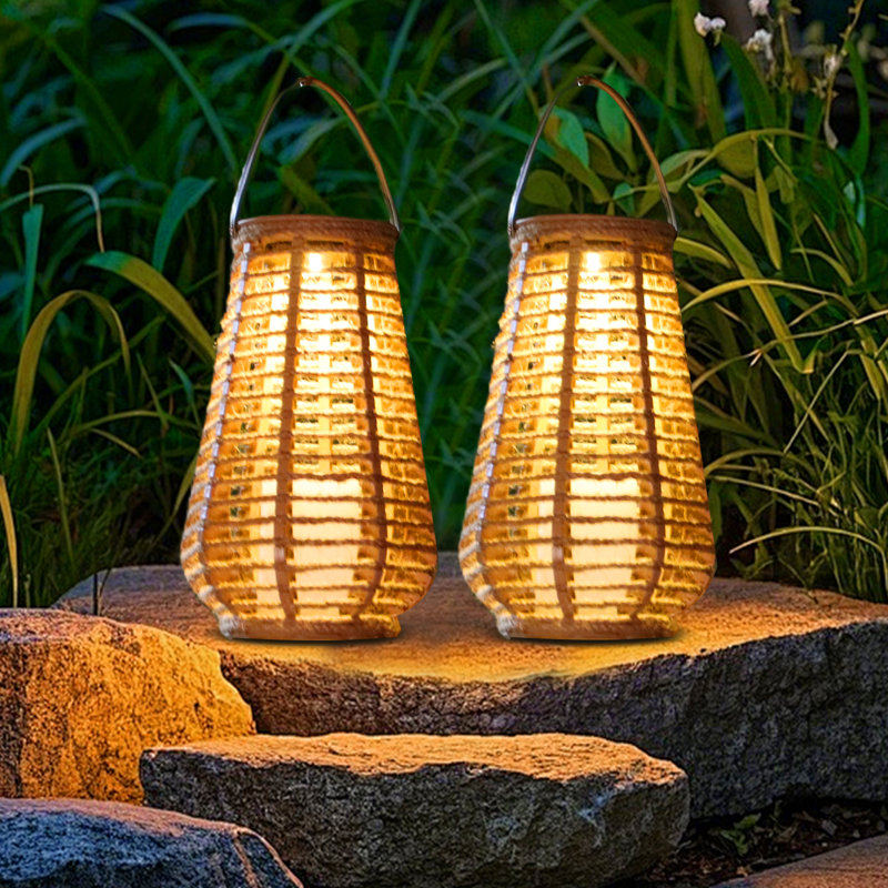 Lot de 2 lanternes solaires d'extérieur étanches, lanternes solaires en forme de vase avec poignée, corde enroulée à la main, allumage automatique du crépuscule à l'aube, DEL pour terrasse, jardin ou porche