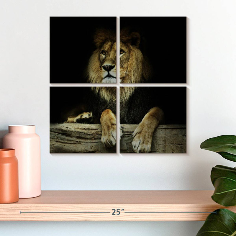 Brampt Imperious Lion, 18" H x 18" W