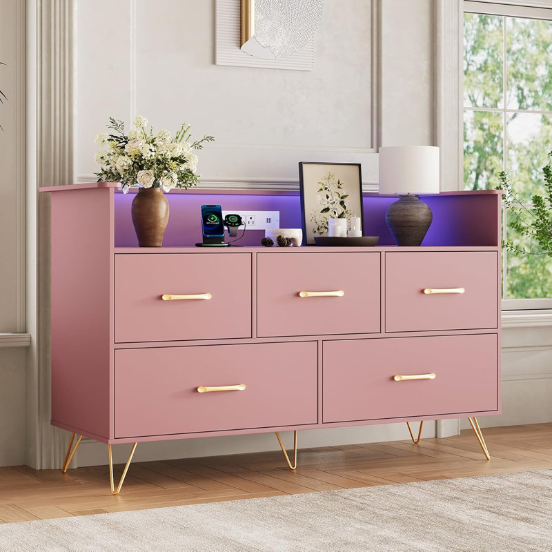 Commode pour chambre à coucher avec lumières DEL, commode de chambre à coucher à 5 tiroirs de 47 po de large avec station de charge, commode de rangement moderne pour entrée, couloir, salon