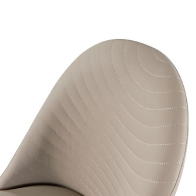 Ensemble de 2 chaises d'appoint Lenvik en similicuir brun avec dossier capitonné