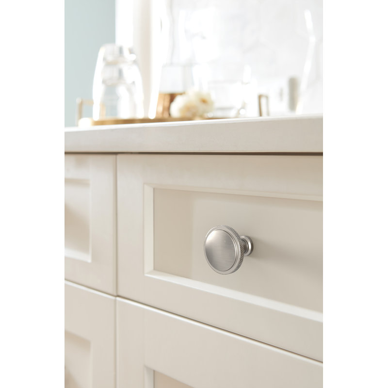 Poignée d'armoire de 1 1/4 po (32 mm) de diamètre Faraday, Nickel satiné