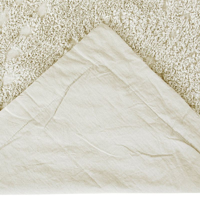 Taie décorative 100% coton en chenille de Rio Collection, conception en médaillon, housse de coussin décorative douce et respirante, certifié OEKO-TEX, lavable à la machine, toutes saisons, 26 po x 26 po, ivoire