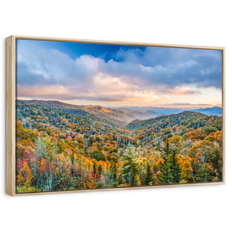 Smoky Mountains at Fall, Cadre flottant en bois naturel, 43 po x 29 po