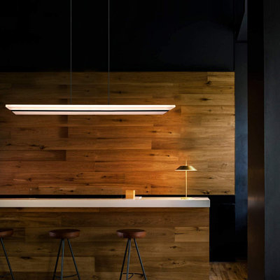 Dimmable LED dining room lamp with remote control. Modern design
