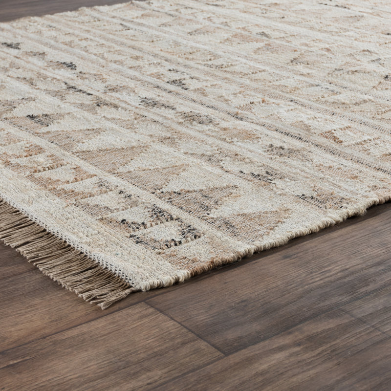 Camille Geometric Area Rug in Light Brown/Beige, Rectangle 2' x 3'