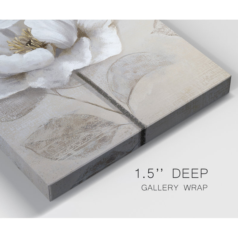 «Soft White II» par Nan - reproduction d'art sur toile tendue, H 32 po x l 24 po x P 1 po