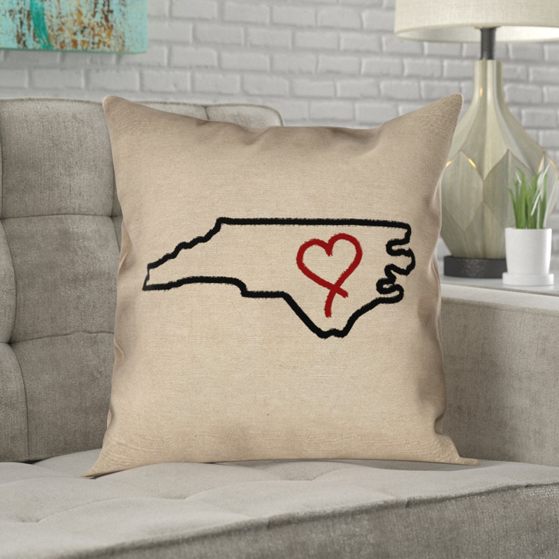 Housse de coussin Katelyn Smith North Carolina Love Outline, 18 po x 18 po, Housse de coussin en coton sergé