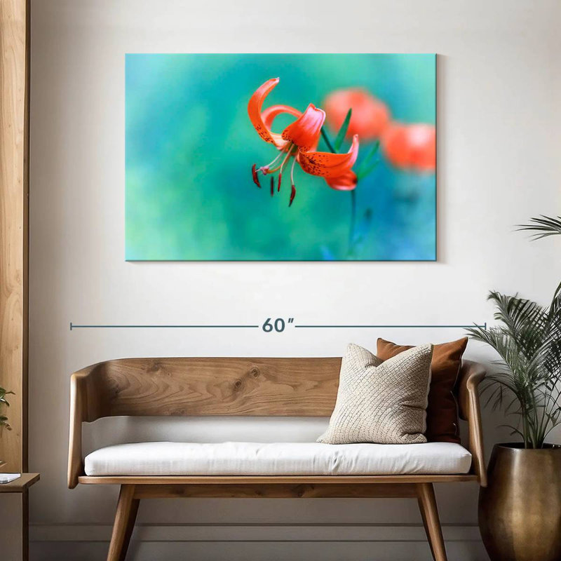 Harnek Exquisite Lily Flower
