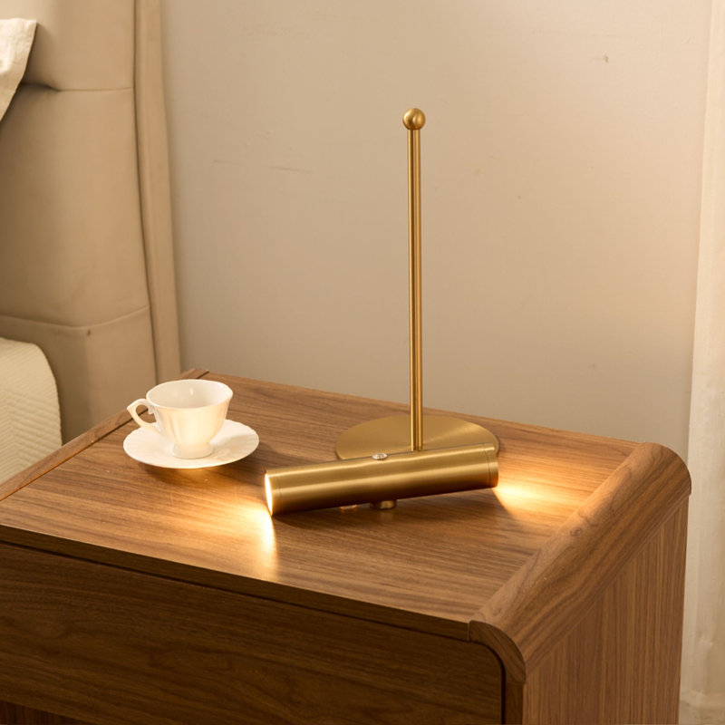 Lampe de table rechargeable sans fil Marshall avec tête magnétique détachable, gradation tactile et trois modes d'éclairage Marshall