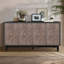 Buffet Mid-Century avec pieds en bois massif