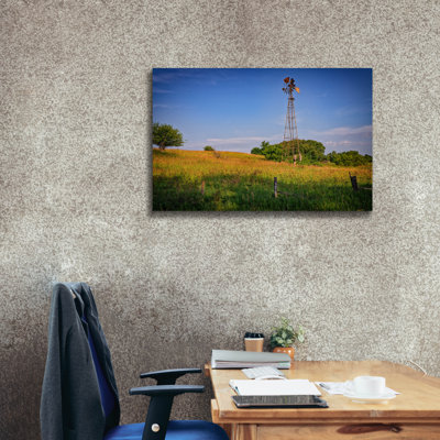 Toile épique Graffiti «The Old Windmill» par Rick Berk, 40 po x 26 po