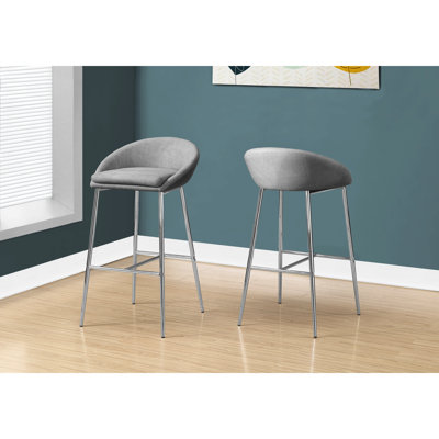 De 2 tabourets de bar modernes, base en métal, housse en tissu gris, style élégant