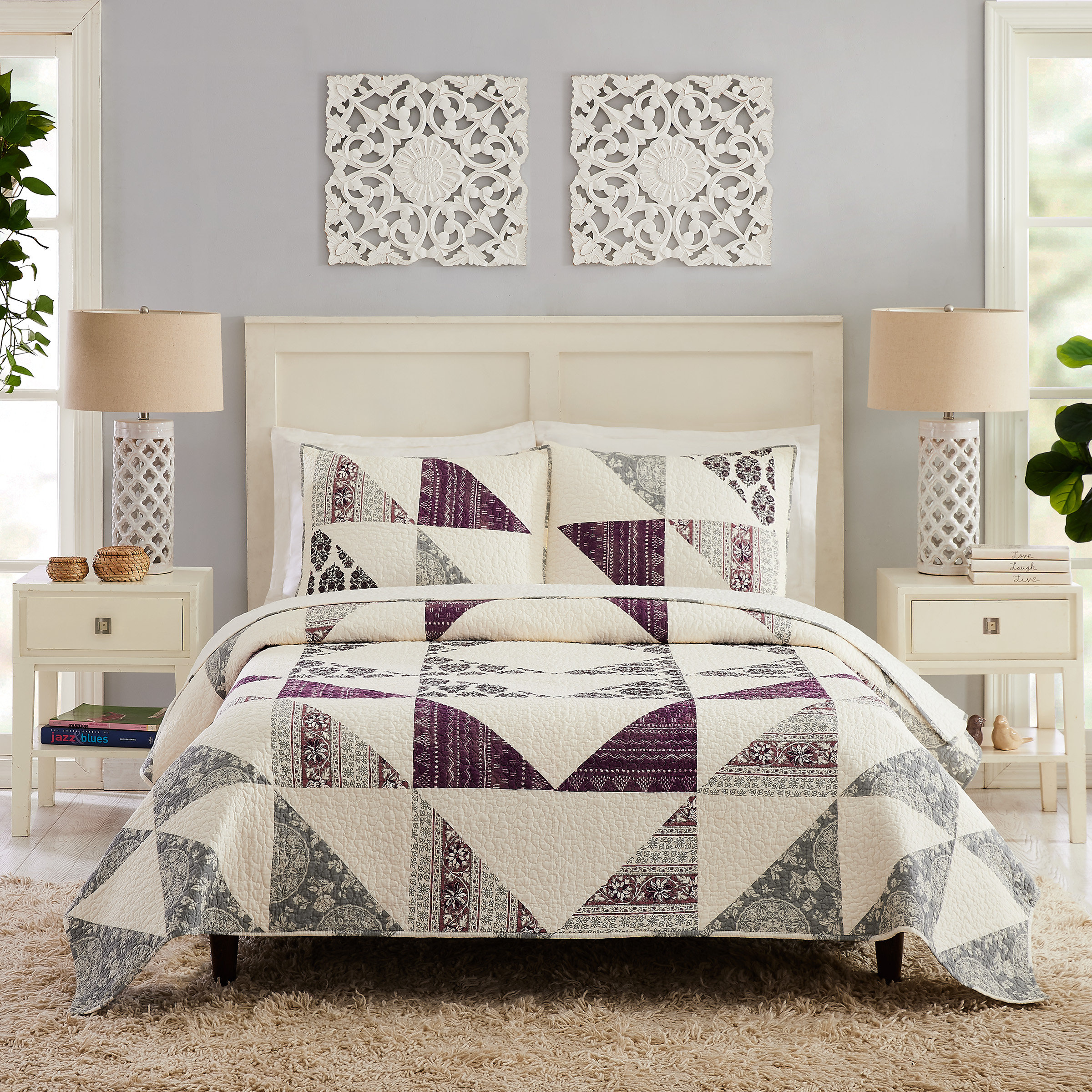 Mary Jane's Home Purple/Grey Standard Cotton 220 TC 3 Piece Quilt