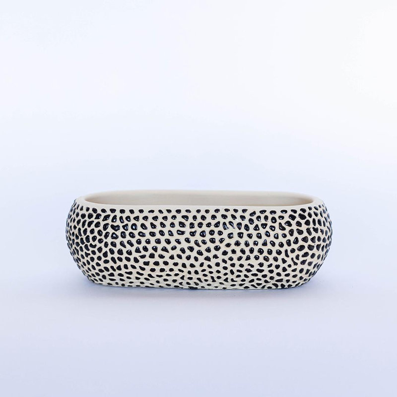 Pebble Textured Oval Flower Planter