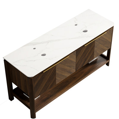 Armoire autoportante de 60 po avec plateau en pierre frittée blanche, 4 portes et tablette ouverte, noyer foncé, imperméable, contreplaqué à rayures multiples, panneaux de porte en bois massif 3D, idéal pour le rangement d'articles de salle de bain