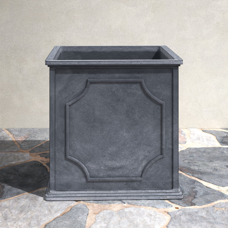 Chaya Handmade Planter Box, 18.5" H x 18.5" W x 18.5" D