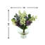 Arrangement floral lilas et eucalyptus dans un pot en verre