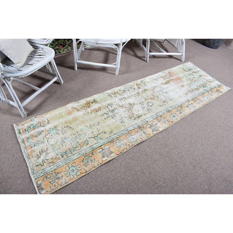 Tapis de couloir turc authentique authentique dans des tons de terre riches pour des intérieurs classiques et modernes